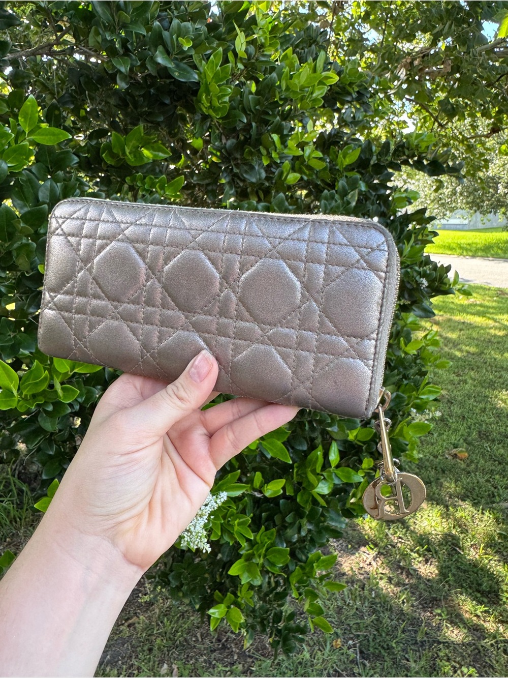 Christian Dior Lady Dior Voyageur wallet Long Cannage Wallet with charm